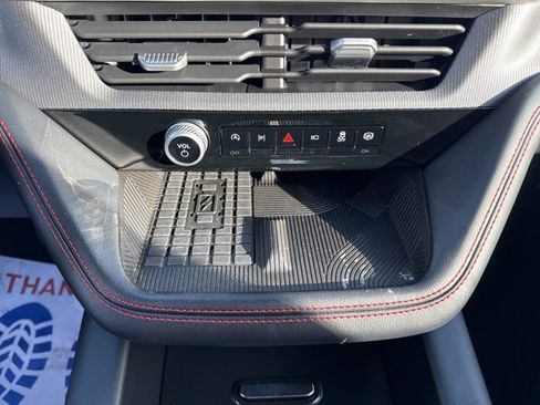 Used 2025 Ford Explorer ST-Line w/ Premium Package image 25