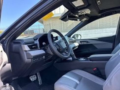 Used 2025 Toyota Camry SE w/ Multimedia Upgrade Package FWD image 10