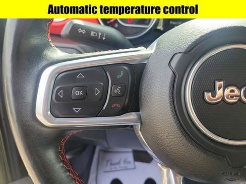 Used 2022 Jeep Wrangler Rubicon AWD/4WD image 11