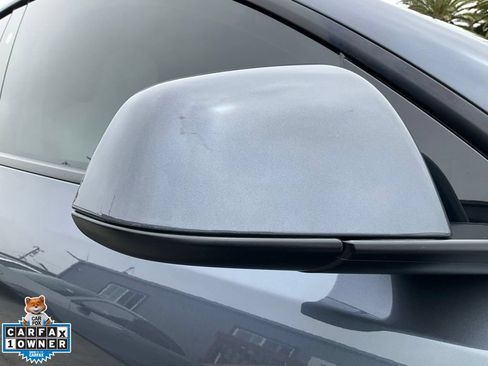 Used 2023 Tesla Model Y Long Range AWD/4WD image 89