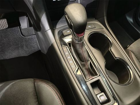 Used 2023 Chevrolet Equinox RS image 15