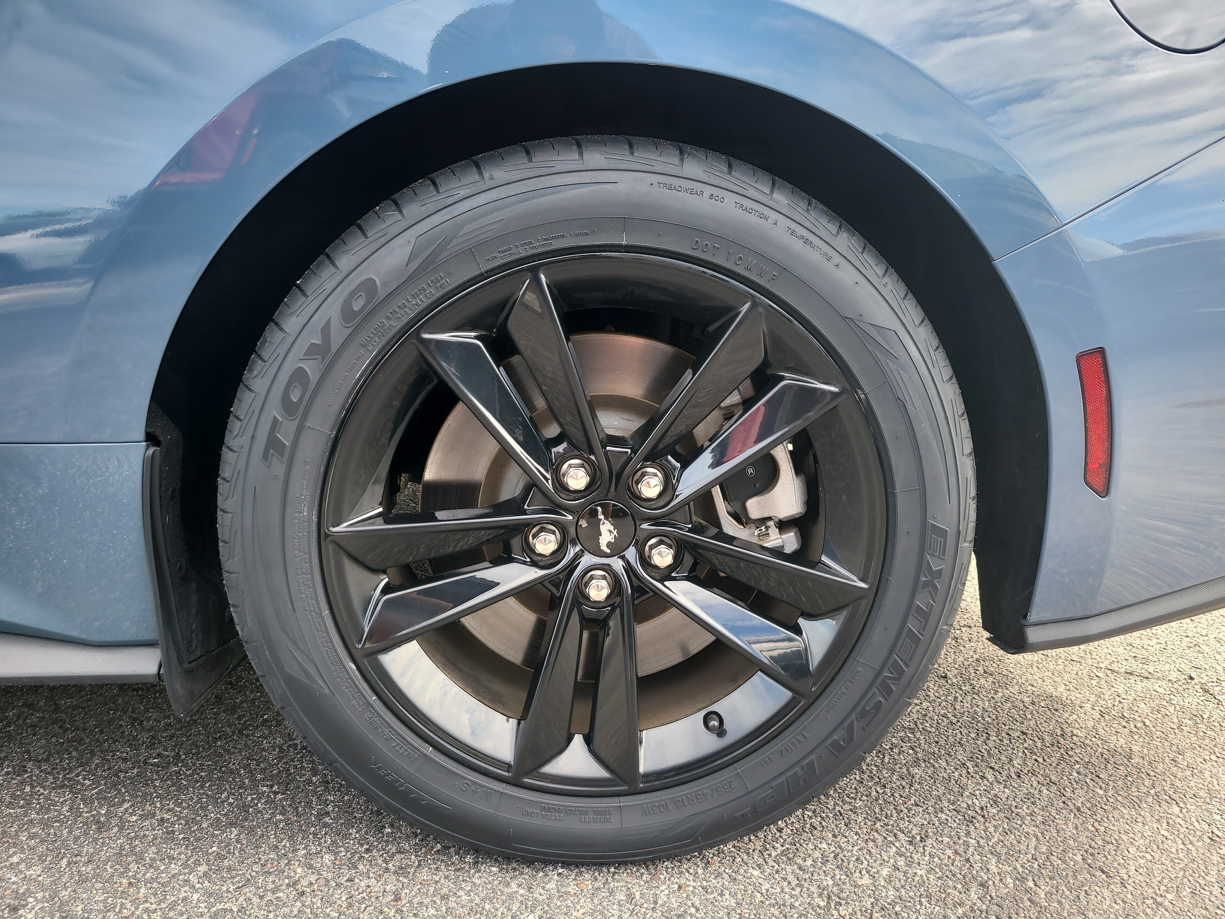Used 2025 Ford Mustang GT RWD image 8