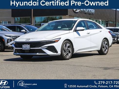 Certified 2025 Hyundai Elantra SEL FWD image 1