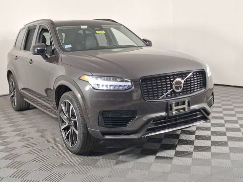 Used 2023 Volvo XC90 T8 Ultimate AWD/4WD image 2