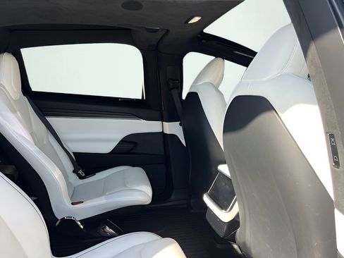 Used 2022 Tesla Model X Plaid AWD/4WD image 26