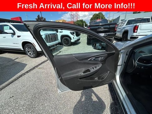 Used 2017 Chevrolet Malibu LS FWD image 18