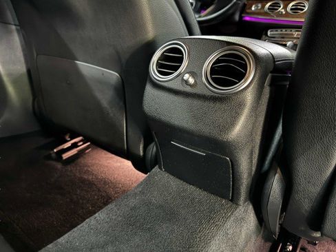 Used 2017 Mercedes-Benz E 400 4MATIC Wagon image 61