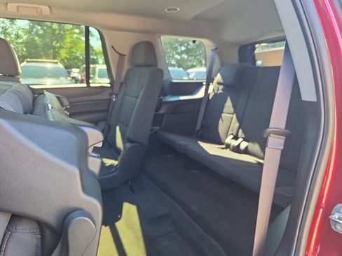 Used 2017 Chevrolet Tahoe LS AWD/4WD image 31