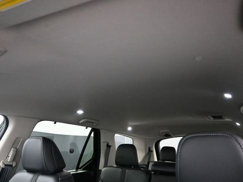 Used 2025 Honda Pilot EX-L image 33