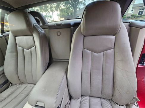 Used 2004 Cadillac XLR RWD image 21