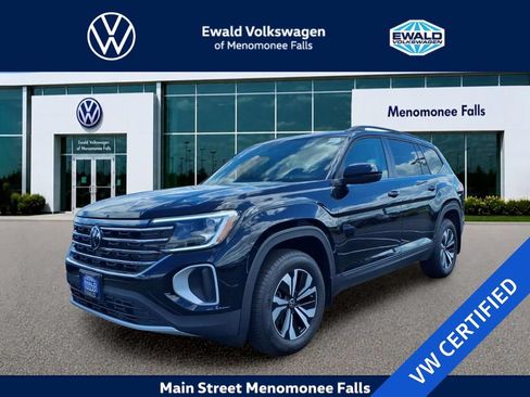 Certified 2026 Volkswagen Atlas SE AWD/4WD image 3