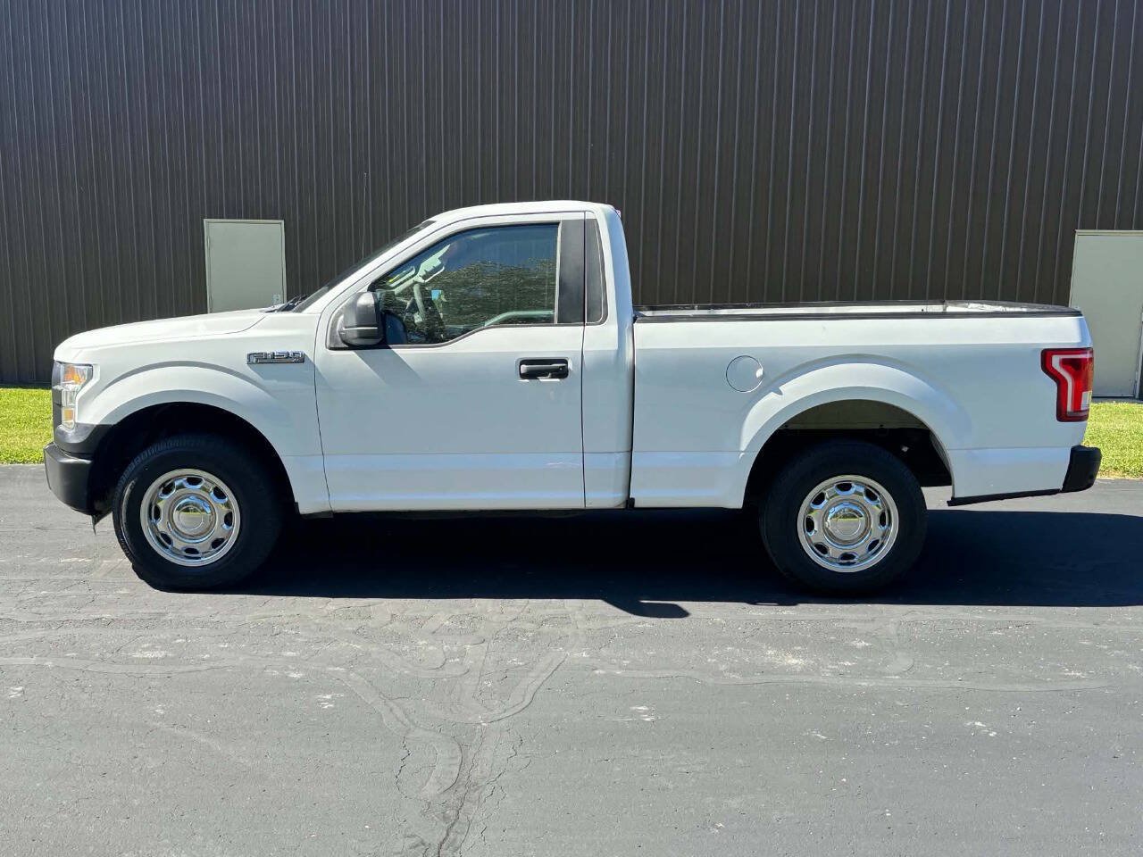 Used 2016 Ford F150 XL w/ Equipment Group 101A Mid RWD image 3
