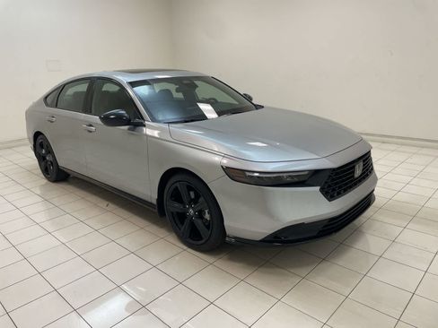Used 2024 Honda Accord Sport image 26