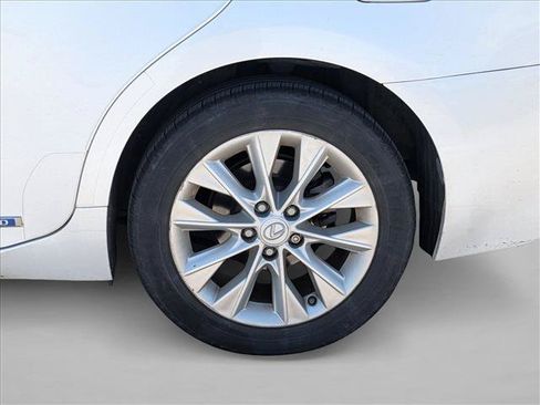 Used 2014 Lexus ES 300h w/ Luxury Package w/Bamboo Trim FWD image 23