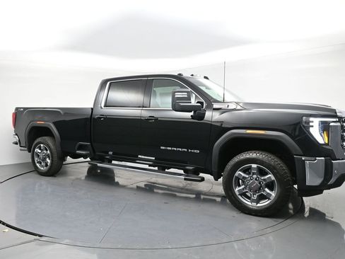 New 2026 GMC Sierra 3500 SLE w/ SLE Value Package image 5