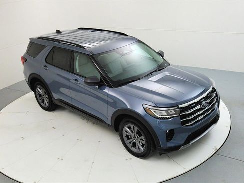 New 2026 Ford Explorer Active w/ Active Comfort Package image 14