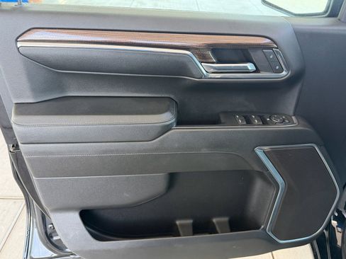 Used 2024 Chevrolet Silverado 1500 RST w/ LPO, Dark Essentials Package AWD/4WD image 18