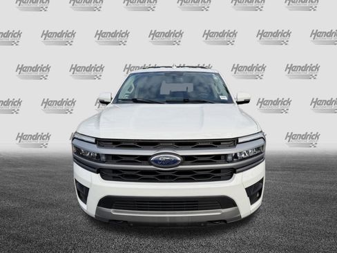 Used 2022 Ford Expedition XLT AWD/4WD image 3