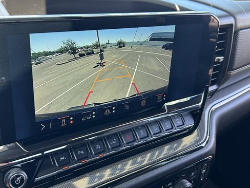 Certified 2025 Chevrolet Silverado 1500 ZR2 AWD/4WD image 30