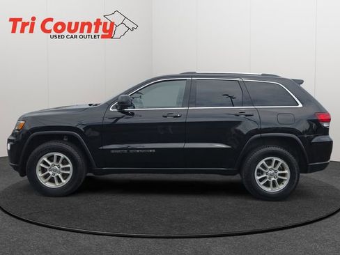 Used 2020 Jeep Grand Cherokee Laredo AWD/4WD image 5