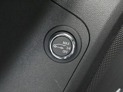 Used 2023 GMC Acadia SLT image 20