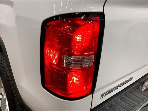 Used 2017 GMC Sierra 1500 SLE w/ SLE Value Package image 30