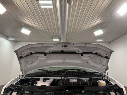 Used 2024 GMC Savana 2500 w/ Driver Convenience Package image 96