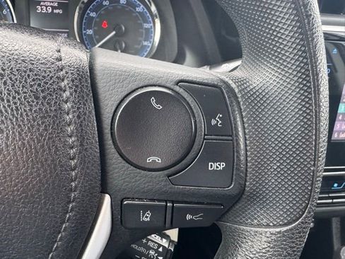 Used 2019 Toyota Corolla LE image 16