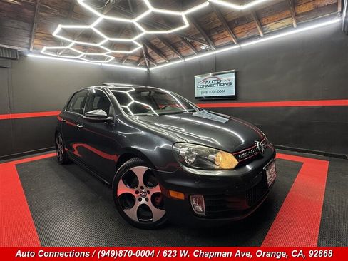 Used 2012 Volkswagen Golf 4-Door FWD image 1