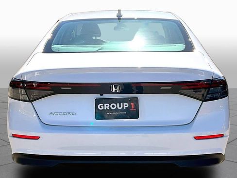 Used 2025 Honda Accord LX image 5