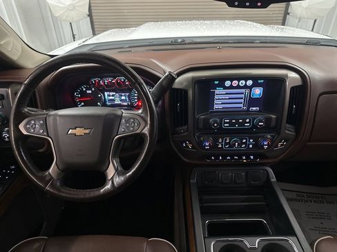 Used 2017 Chevrolet Silverado 2500 High Country w/ Duramax Plus Package image 22