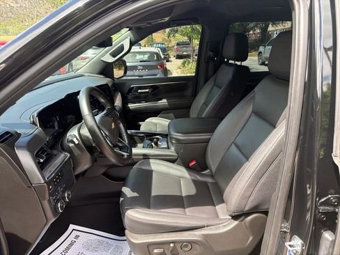 Used 2025 Chevrolet Tahoe LT AWD/4WD image 9
