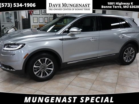 Used 2023 Lincoln Nautilus Reserve FWD image 1
