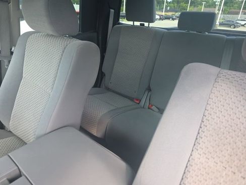 Used 2010 Toyota Tundra 4x4 Double Cab image 17