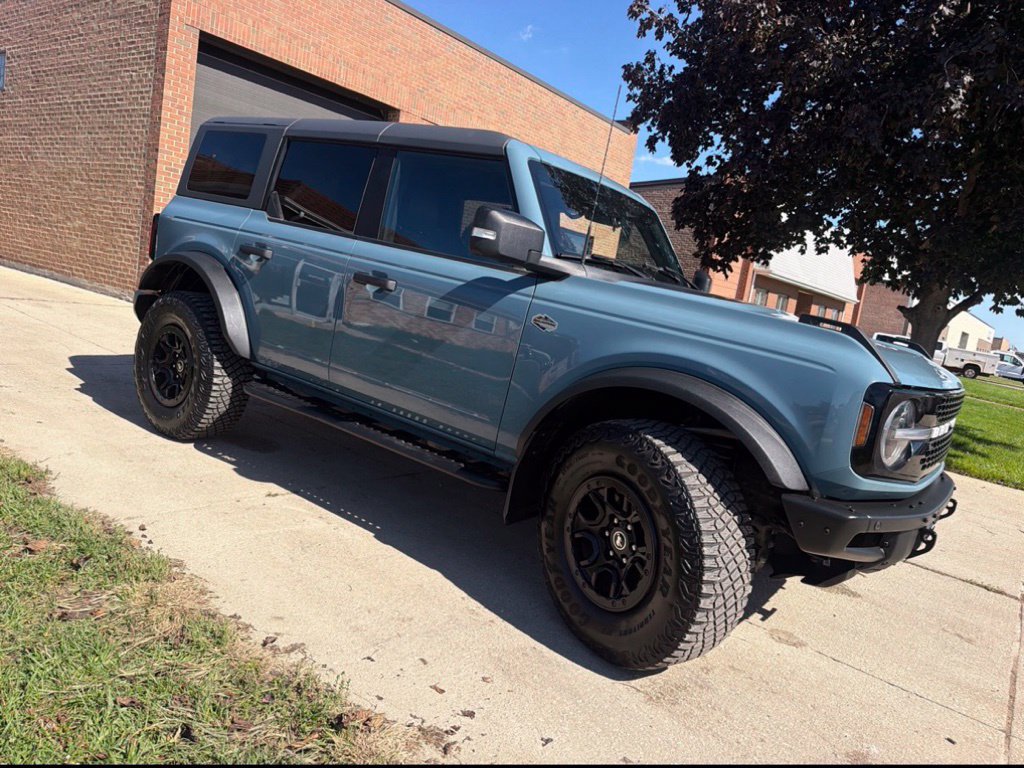 Used 2023 Ford Bronco Wildtrak AWD/4WD image 8