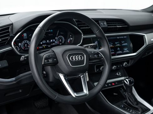 Certified 2023 Audi Q3 2.0T Premium Plus w/ Premium Plus Package AWD/4WD image 10