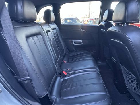 Used 2015 Chevrolet Captiva Sport LT w/ Convenience Package image 11