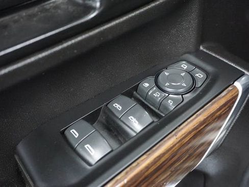 Used 2022 Chevrolet Silverado 2500 High Country AWD/4WD image 11