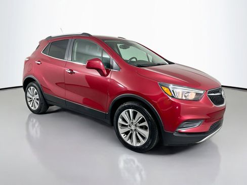 Used 2020 Buick Encore Preferred image 3