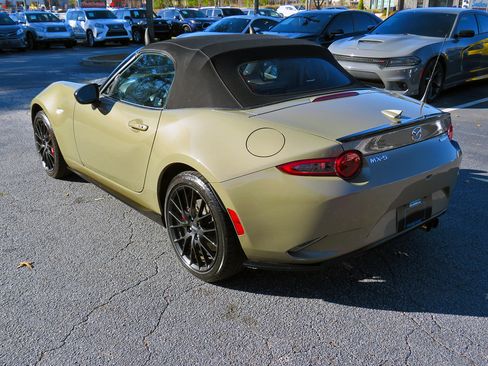 Used 2023 MAZDA MX-5 Miata Club w/ Brembo/BBS Recaro Package image 15