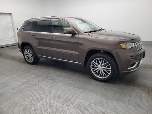 Used 2018 Jeep Grand Cherokee Summit w/ Platinum Series Group image 11