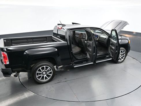 Used 2022 GMC Canyon Denali image 42