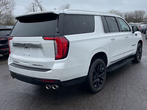 Used 2024 GMC Yukon XL Denali AWD/4WD image 7