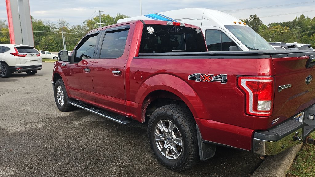 Used 2017 Ford F150 XLT w/ Equipment Group 302A Luxury AWD/4WD image 3