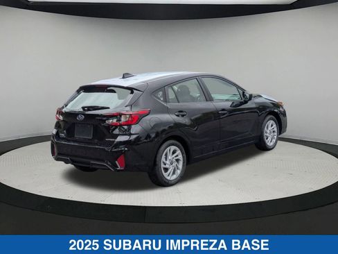 Certified 2025 Subaru Impreza 2.0i image 4