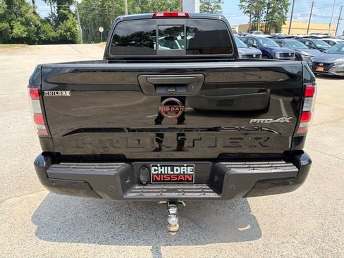 Used 2022 Nissan Frontier PRO-4X AWD/4WD image 7