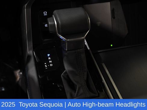 Used 2025 Toyota Sequoia Platinum AWD/4WD image 23