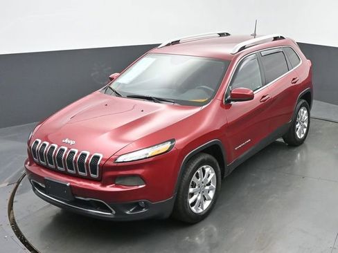 Used 2016 Jeep Cherokee Limited AWD/4WD image 36
