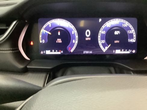 Used 2023 Jeep Grand Cherokee L Laredo AWD/4WD image 17
