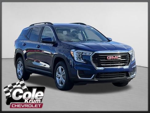 Used 2023 GMC Terrain SLE w/ Driver Convenience Package AWD/4WD image 1